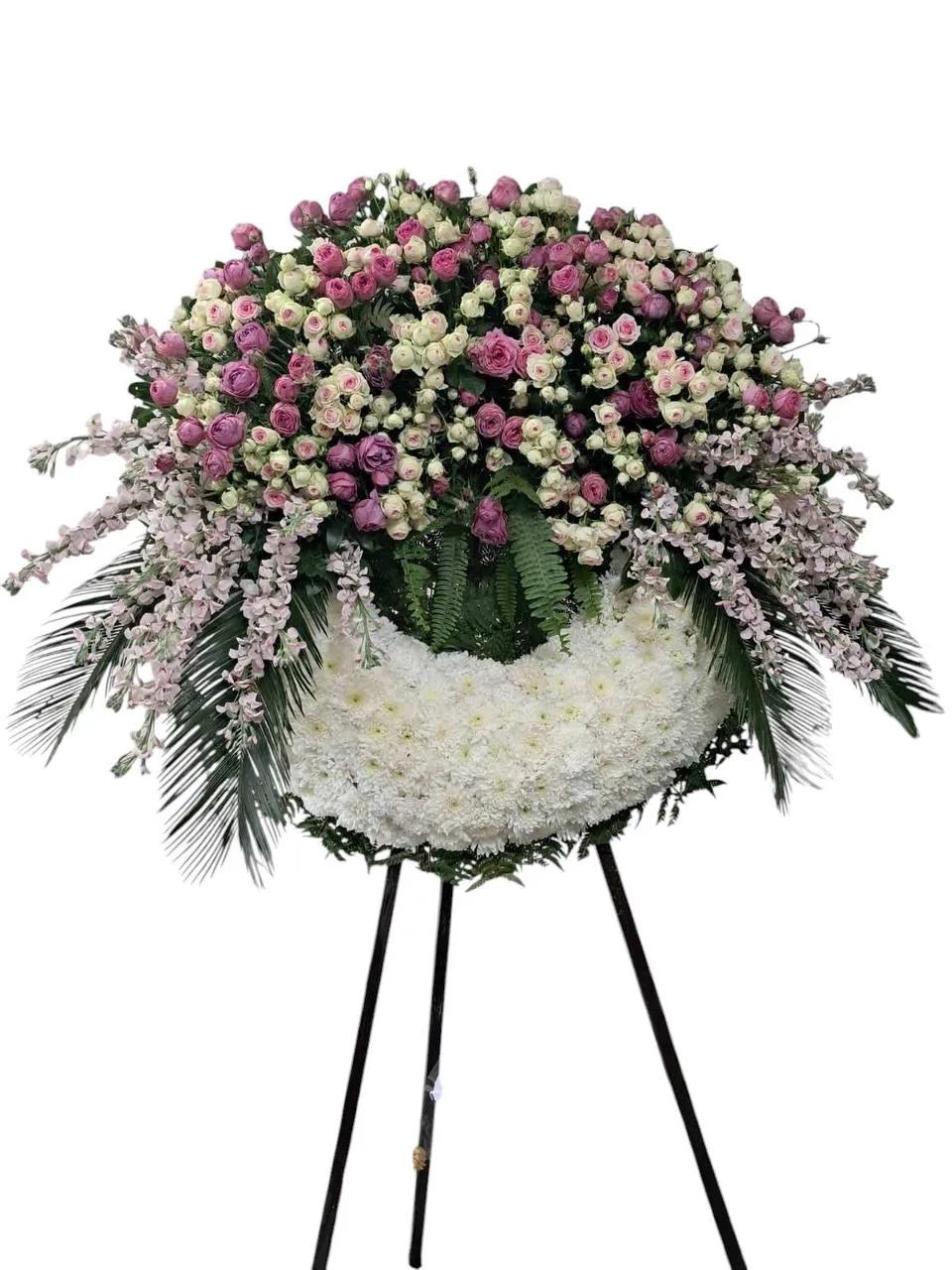 Wreath of Peony and Peony Roses with Chrysanthemum and Matthiola | ծաղիկների առաքում Երևանում