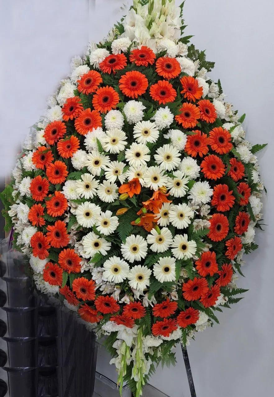 Oval wreath | ծաղիկների առաքում Երևանում