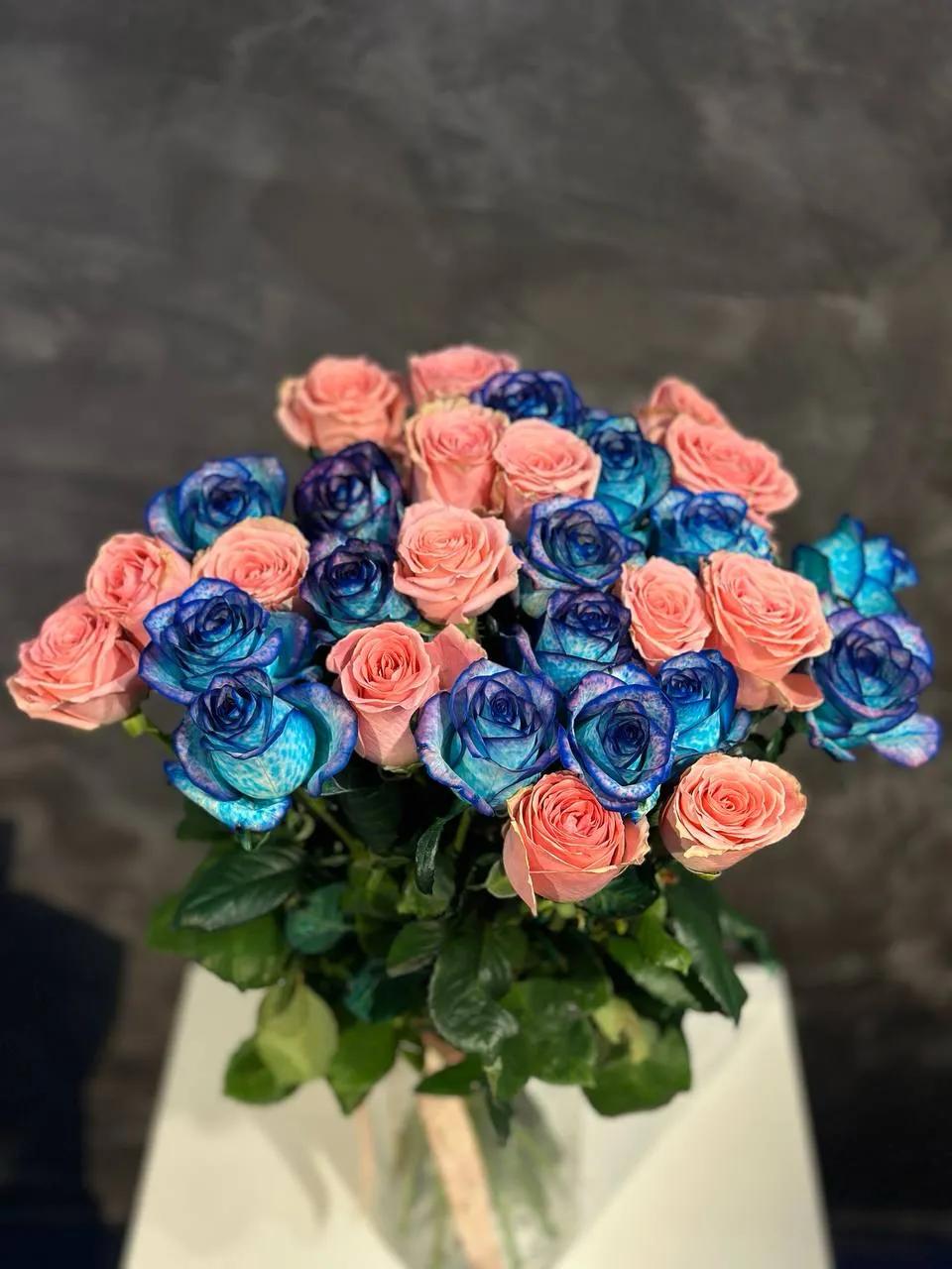 An elegant bouquet of roses | ծաղիկների առաքում Երևանում