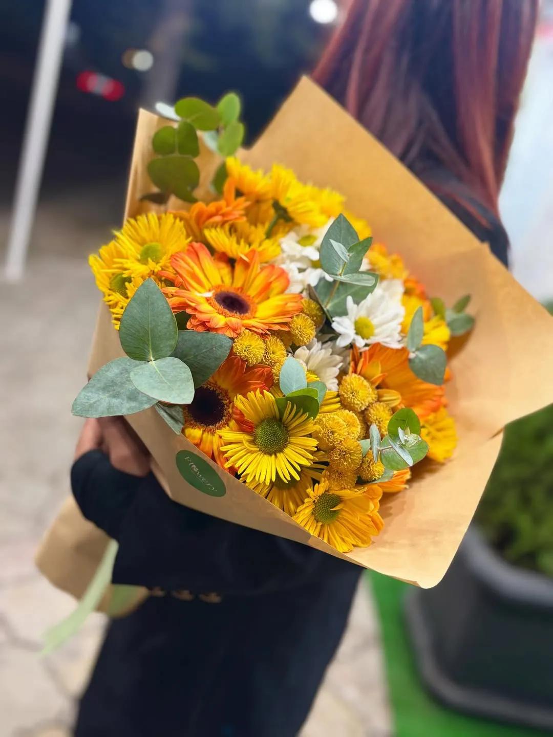 Yellow bunch | ծաղիկների առաքում Երևանում
