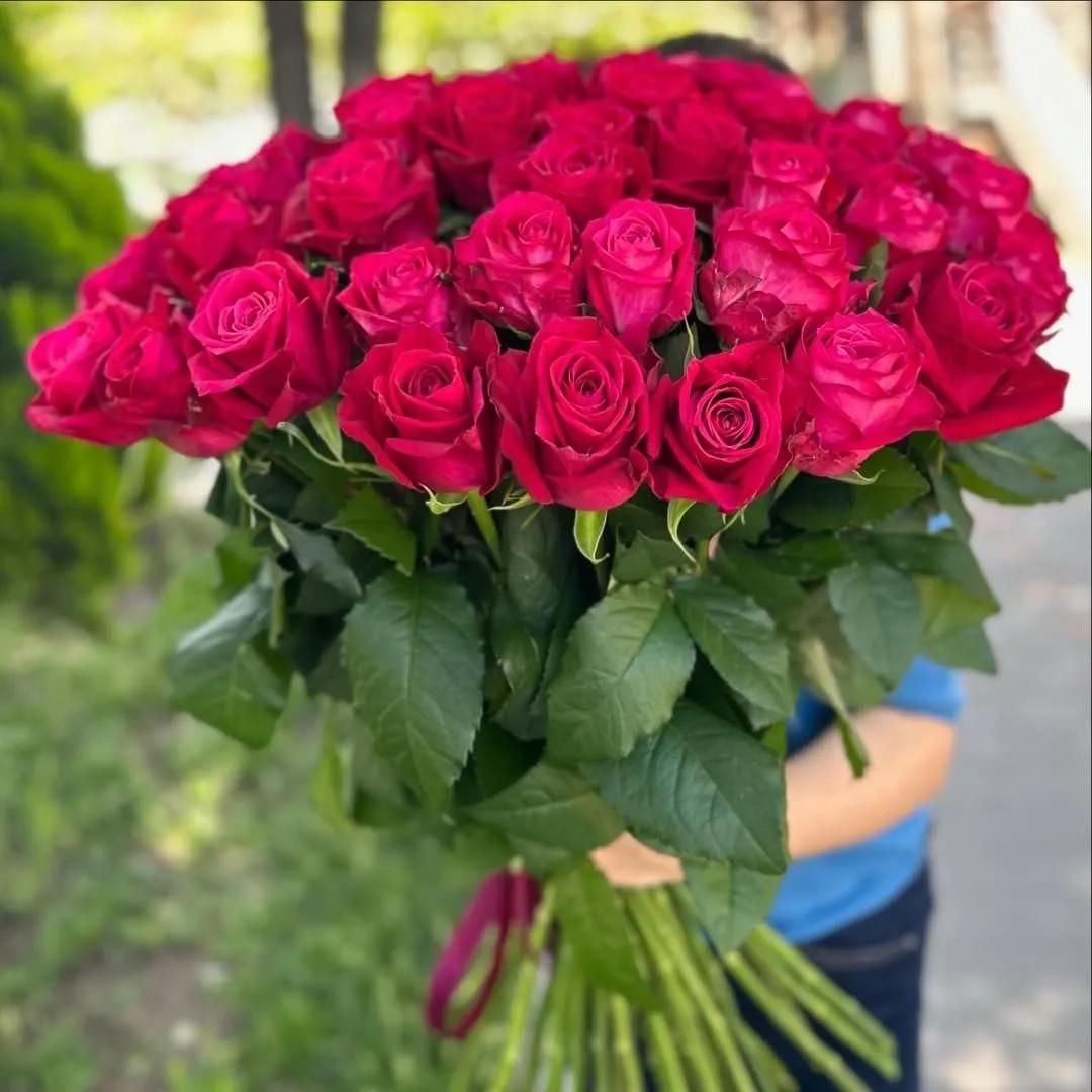 Վարդերի փունջ | ծաղիկների առաքում Երևանում