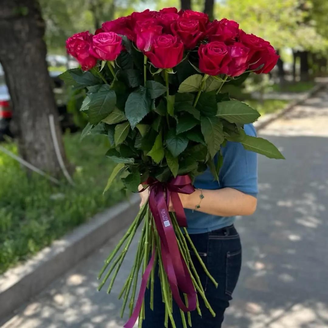 Վարդերի փունջ | ծաղիկների առաքում Երևանում