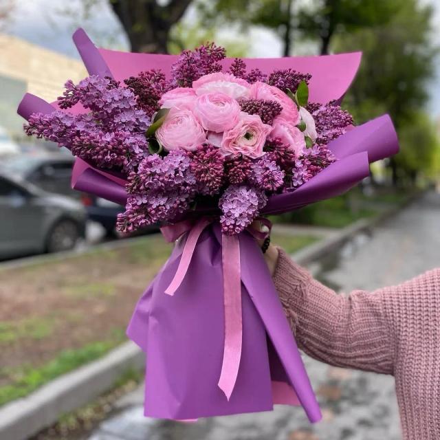 Bunch "Violet" | ծաղիկներ, ծաղկեպսակներ, բույսեր - առաքում Երևան