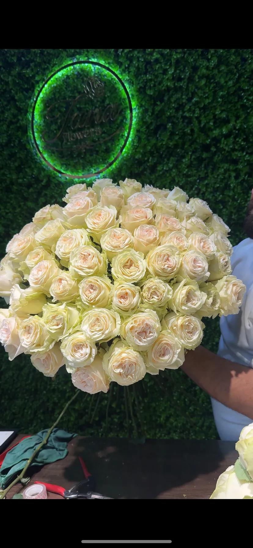 White roses | ծաղիկներ, ծաղկեպսակներ, բույսեր Երևան