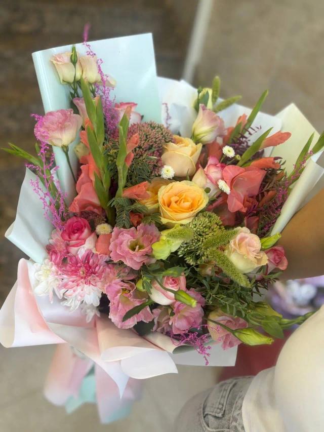 Creative bouquet Creative bouquet | ծաղիկների առաքում Երևանում