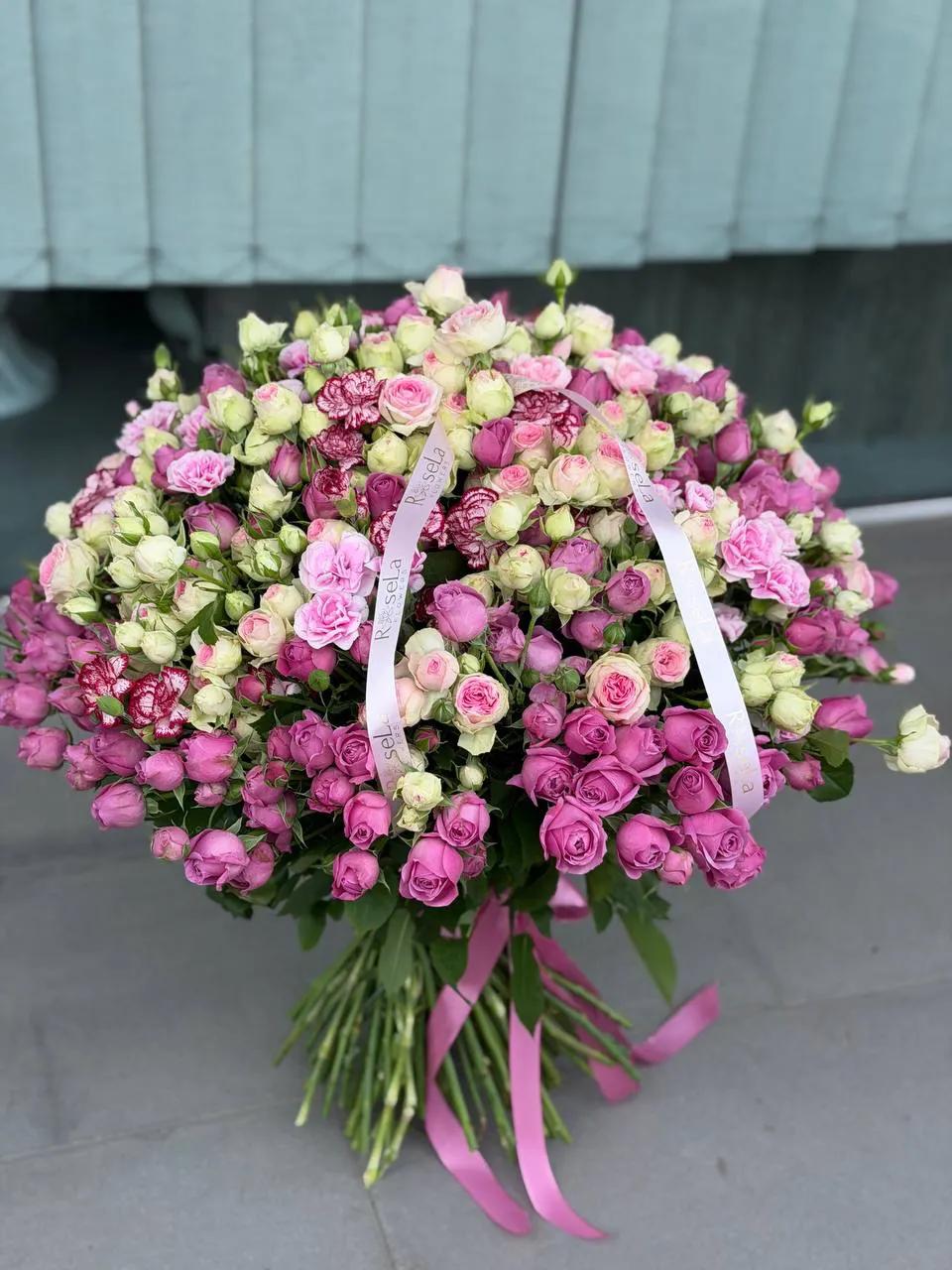 Colorful peony-like roses Colorful peony-like roses | ծաղիկների առաքում Երևանում