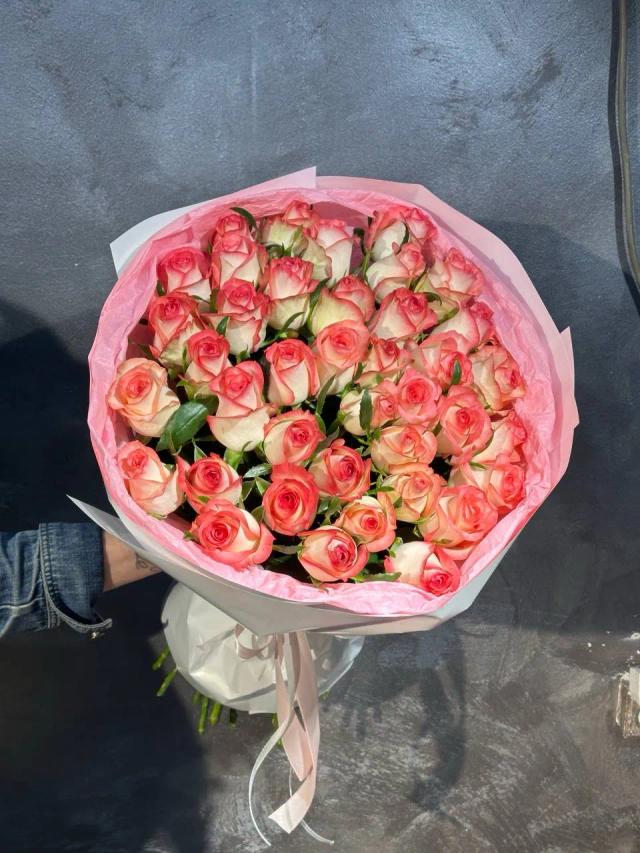 Վարդեր “Jumila” Վարդեր “Jumila” | ծաղիկների առաքում Երևանում